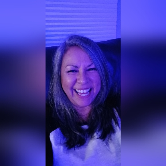 Meet your Posher, Priscilla - Picture 2 of 3